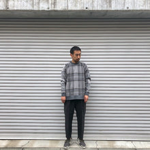 画像をギャラリービューアに読み込む, -〔UNISEX〕-   WHITE MOUNTAINEERING ホワイトマウンテニアリング   ORIGINAL JACQUARD CHECK SIDE SLIT SWEATSHIRT