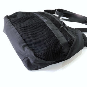 -〔UNISEX〕- 　　 WHITE MOUNTAINEERING BLK ホワイトマウンテニアリング  　　 WM × BRIEFING  2WAY SHOULDER BAG　