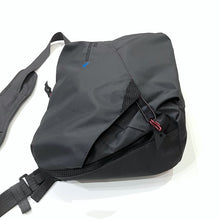 画像をギャラリービューアに読み込む, -〔UNISEX〕-　　KLATTERMUSEN クレッタルムーセン　　GAUT MESSENGER BAG