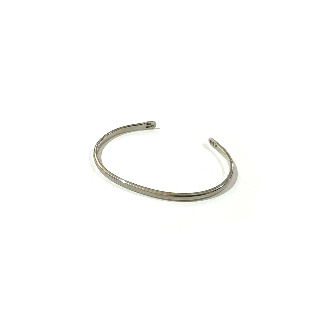 美品　ERICKA NICOLAS BEGAY シルバーバングル 33号 Ericka Nicolas Begay シルバーバングル Silver Bangle | C