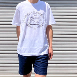 -〔MAN〕- 　　  WHITE MOUNTAINEERING ホワイトマウンテニアリング 　　  LION EMBROIDERY T-SHIRT