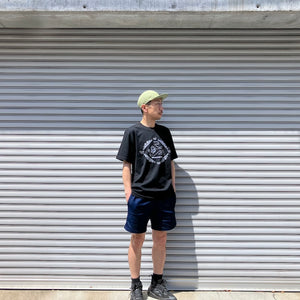 -〔MAN〕- 　　  WHITE MOUNTAINEERING ホワイトマウンテニアリング 　　  LION EMBROIDERY T-SHIRT
