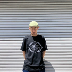 -〔MAN〕- 　　  WHITE MOUNTAINEERING ホワイトマウンテニアリング 　　  LION EMBROIDERY T-SHIRT