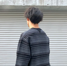 画像をギャラリービューアに読み込む, -〔MAN〕-　　WHITE MOUNTAINEERING ホワイトマウンテニアリング　　　STRIPE JACQUARD PULLOVER