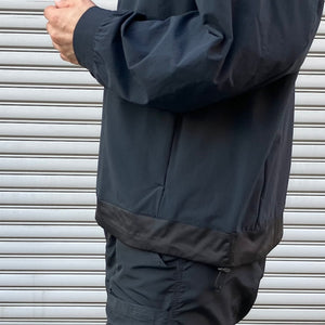 -〔MAN〕- 　　 WHITE MOUNTAINEERING BLK ホワイトマウンテニアリング 　　 4WAY STORM FLEECE ZIP PULLOVER