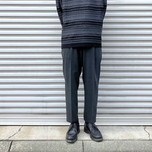 画像をギャラリービューアに読み込む, -〔MAN〕-　　WHITE MOUNTAINEERING Repose Wear ホワイトマウンテニアリング　　STRETCH TWILL 1 TUCK PANTS