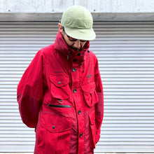 画像をギャラリービューアに読み込む, -〔MAN〕-　　WHITE MOUNTAINEERING x UMBRO ホワイトマウンテニアリング　アンブロ コラボ　　MULTI POCKET COAT