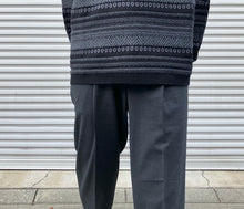 画像をギャラリービューアに読み込む, -〔MAN〕-　　WHITE MOUNTAINEERING Repose Wear ホワイトマウンテニアリング　　STRETCH TWILL 1 TUCK PANTS