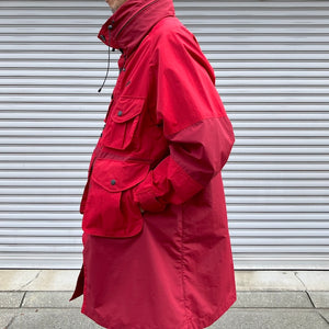 -〔MAN〕-　　WHITE MOUNTAINEERING x UMBRO ホワイトマウンテニアリング　アンブロ コラボ　　MULTI POCKET COAT