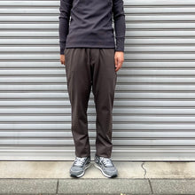 画像をギャラリービューアに読み込む, -〔MAN〕-　　WHITE MOUNTAINEERING ホワイトマウンテニアリング　　2 WAY STRECH TAPERED PANTS
