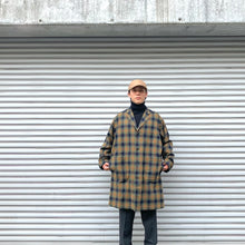 画像をギャラリービューアに読み込む, -〔MAN〕-　　WHITE MOUNTAINEERING ホワイトマウンテニアリング　　　WIDE GUSSET SLEEVE OMBRE CHECK SHOP COAT