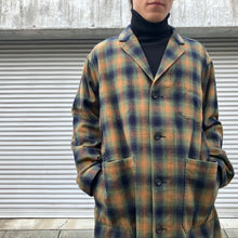 画像をギャラリービューアに読み込む, -〔MAN〕-　　WHITE MOUNTAINEERING ホワイトマウンテニアリング　　　WIDE GUSSET SLEEVE OMBRE CHECK SHOP COAT