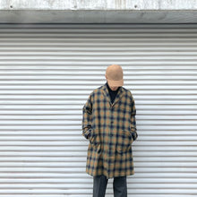 画像をギャラリービューアに読み込む, -〔MAN〕-　　WHITE MOUNTAINEERING ホワイトマウンテニアリング　　　WIDE GUSSET SLEEVE OMBRE CHECK SHOP COAT