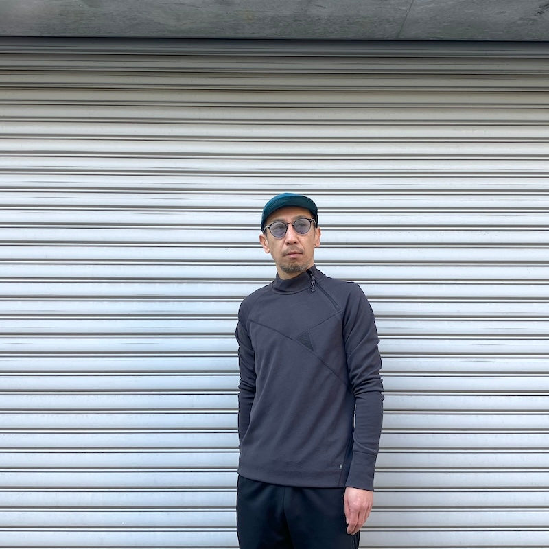 KLATTERMUSEN クレッタルムーセン トップス NJORUN CREW ZIP