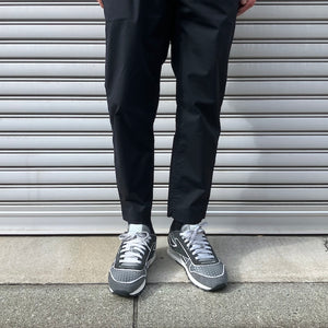 -〔MAN〕〔WOMAN〕-　　WHITE MOUNTAINEERING x Reebok ホワイトマウンテニアリング x リーボック　　CLASSIC LEATHER SNEAKERS