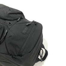 Load image into Gallery viewer, -〔UNISEX〕- 　　 WHITE MOUNTAINEERING BLK x BRIEFING ホワイトマウンテニアリング ブリーフィング　コラボレーション 　　BACKPACK