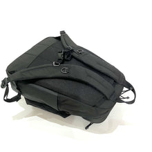 Load image into Gallery viewer, -〔UNISEX〕- 　　 WHITE MOUNTAINEERING BLK x BRIEFING ホワイトマウンテニアリング ブリーフィング　コラボレーション 　　BACKPACK