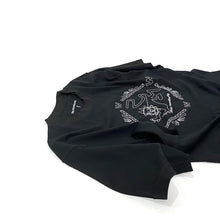画像をギャラリービューアに読み込む, -〔MAN〕- 　　  WHITE MOUNTAINEERING ホワイトマウンテニアリング 　　  LION EMBROIDERY T-SHIRT