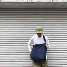 Load image into Gallery viewer, -〔UNISEX〕-　　Nigel Cabourn ナイジェルケーボン 　　MULTI BAG - C/N WEATHER CLOTH