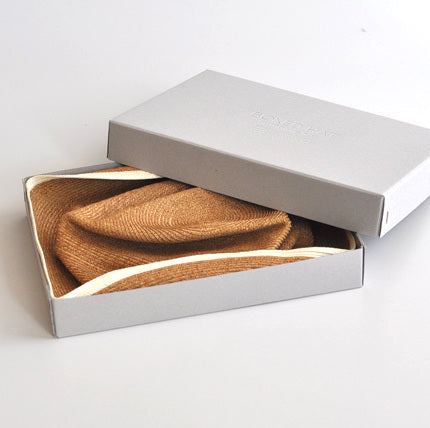 mature ha. [マチュアーハ]BOXED HAT 11cm brim grosgrain