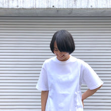 Load image into Gallery viewer, -〔WOMEN&#39;S〕-　　WHITE MOUNTAINEERING ホワイトマウンテニアリング　　MESH CONTRASTED T SHIRT