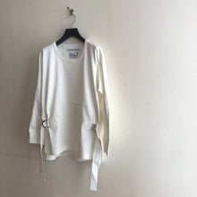 Load image into Gallery viewer, -〔WOMEN&#39;S〕-　　WHITE MOUNTAINEERING ホワイトマウンテニアリング　　SIDE BELTED LONG SLEEVES T SHIRT