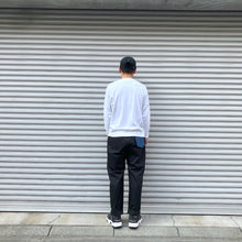 Load image into Gallery viewer, -〔MAN〕-　　WHITE MOUNTAINEERING ホワイトマウンテニアリング　　2 TUCKED WIDE PANTS