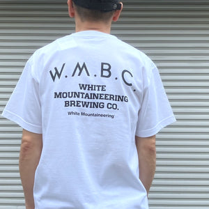 -〔MAN〕-　 WHITE MOUNTAINEERING ホワイトマウンテニアリング W.M.B.C. 　BEER EMBROIDERY T SHIRT