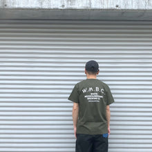 Load image into Gallery viewer, -〔MAN〕-　 WHITE MOUNTAINEERING ホワイトマウンテニアリング W.M.B.C. 　BEER EMBROIDERY T SHIRT